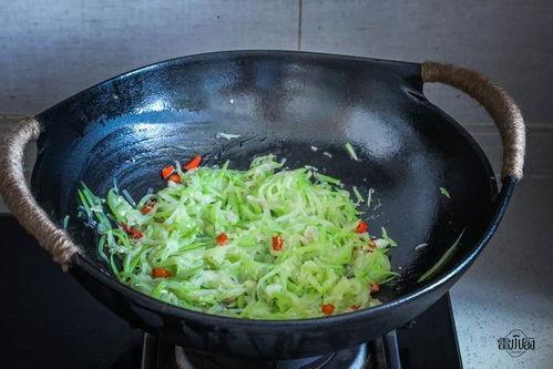 腹泻可以吃瓠瓜吗,腹泻期间适宜食用瓠瓜的饮食建议 第2张 腹泻可以吃瓠瓜吗,腹泻期间适宜食用瓠瓜的饮食建议 第2张