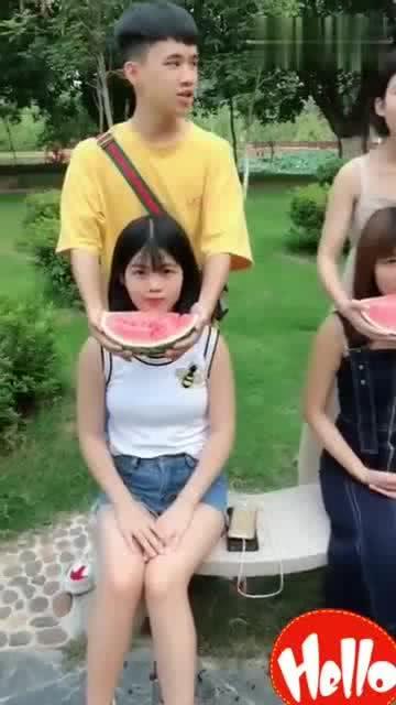 姐姐跟妹妹吃瓜,揭秘娱乐圈幕后故事 第2张 姐姐跟妹妹吃瓜,揭秘娱乐圈幕后故事 第2张