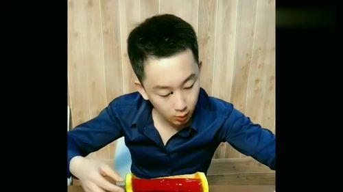 小夭哥哥吃瓜,小夭哥哥的瓜田奇遇记 第2张 小夭哥哥吃瓜,小夭哥哥的瓜田奇遇记 第2张