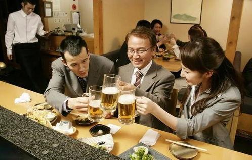 老板吃同事瓜  第3张