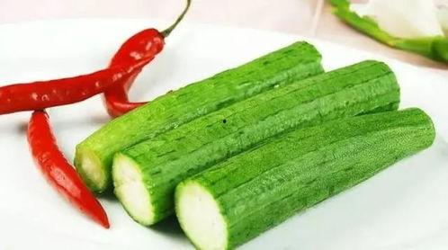 三太生日吃瓜  第1张