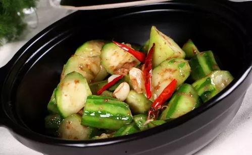 三太生日吃瓜  第3张